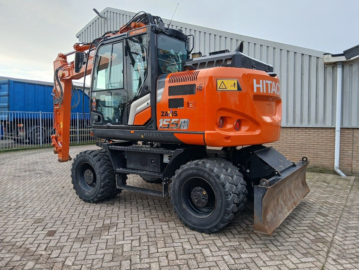 Mobilbagger типа Hitachi ZX155W-7, Gebrauchtmaschine в Westwoud (Фотография 2)