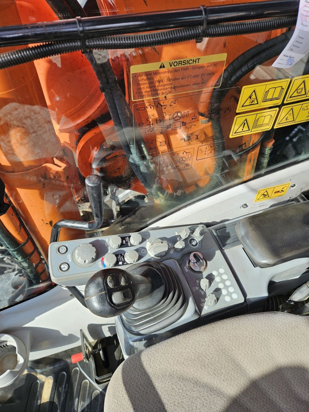 Mobilbagger typu Hitachi ZX170W-5, Gebrauchtmaschine v Veldhoven (Obrázok 9)