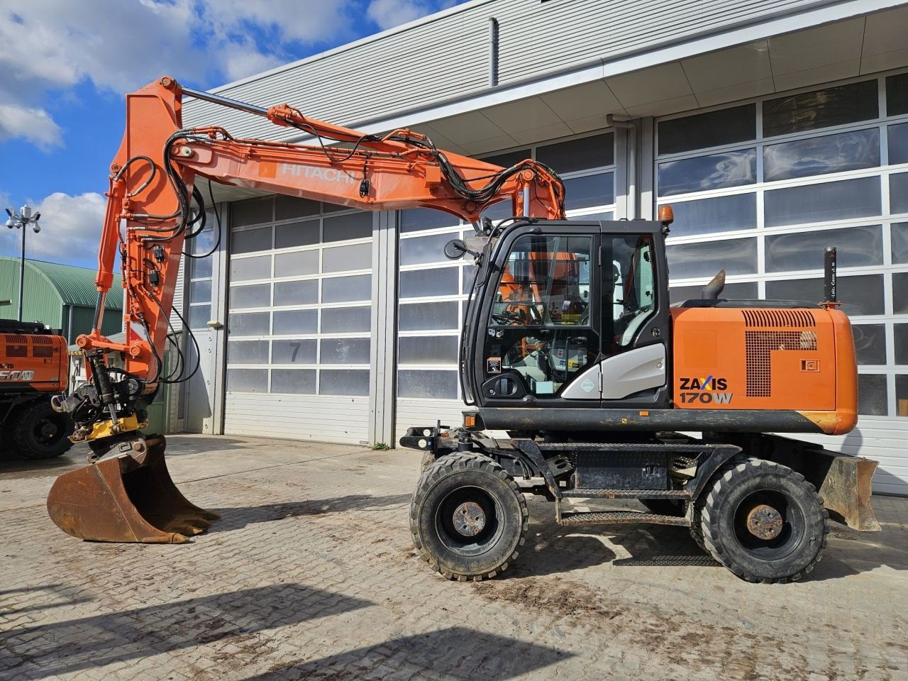 Mobilbagger du type Hitachi ZX170W-5, Gebrauchtmaschine en Veldhoven (Photo 1)