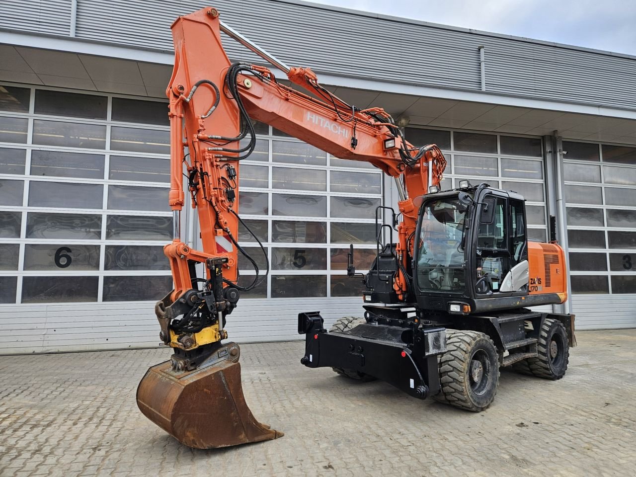 Mobilbagger tip Hitachi ZX170W-5, Gebrauchtmaschine in Veldhoven (Poză 4)