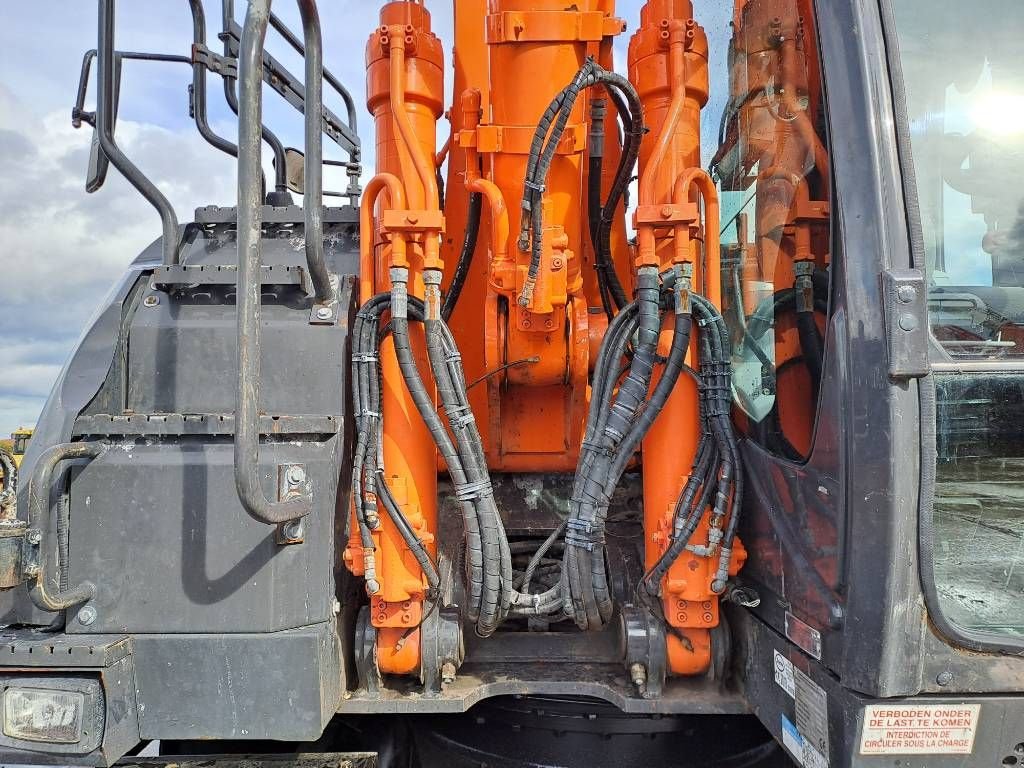 Mobilbagger del tipo Hitachi ZX170W-6-2P, Gebrauchtmaschine en Stabroek (Imagen 9)