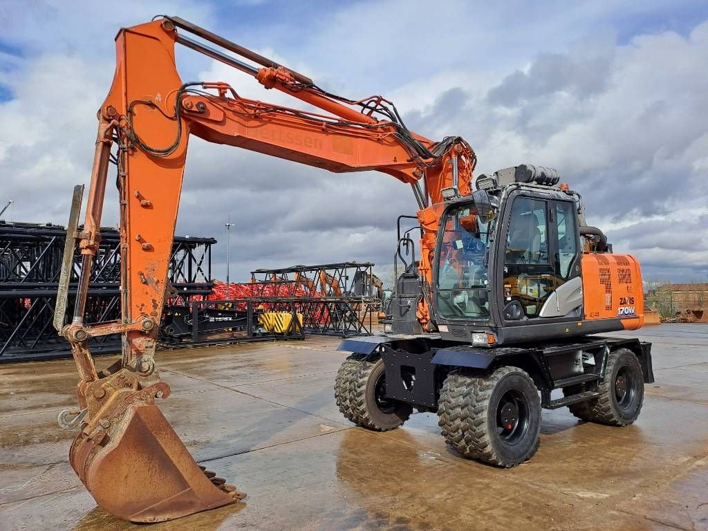 Mobilbagger du type Hitachi ZX170W-6-2P, Gebrauchtmaschine en Stabroek (Photo 8)