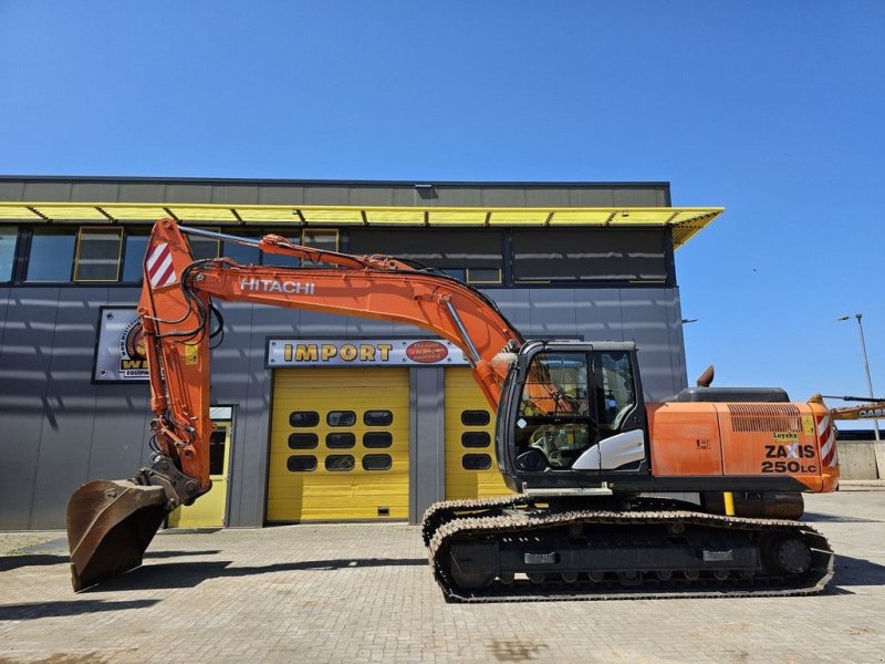 Mobilbagger typu Hitachi ZX250LC-5B, Gebrauchtmaschine v Krabbendijke