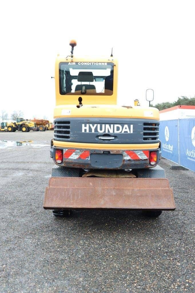 Mobilbagger des Typs Hyundai 55W-9, Gebrauchtmaschine in Antwerpen (Bild 5)