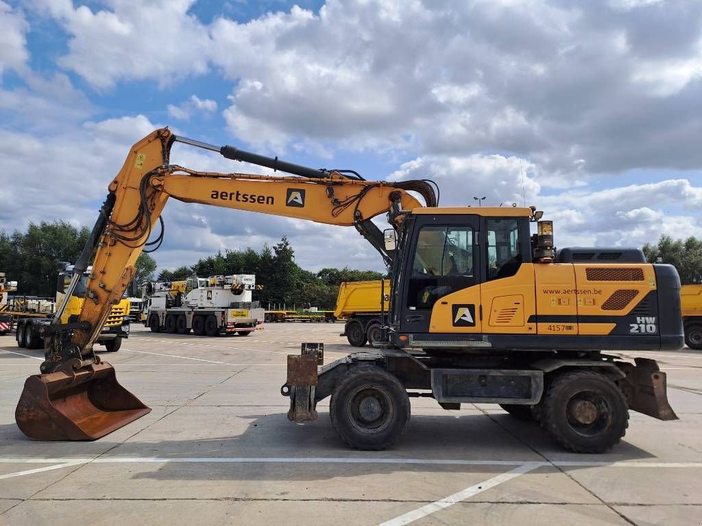 Mobilbagger of the type Hyundai HW210, Gebrauchtmaschine in Stabroek (Picture 1)