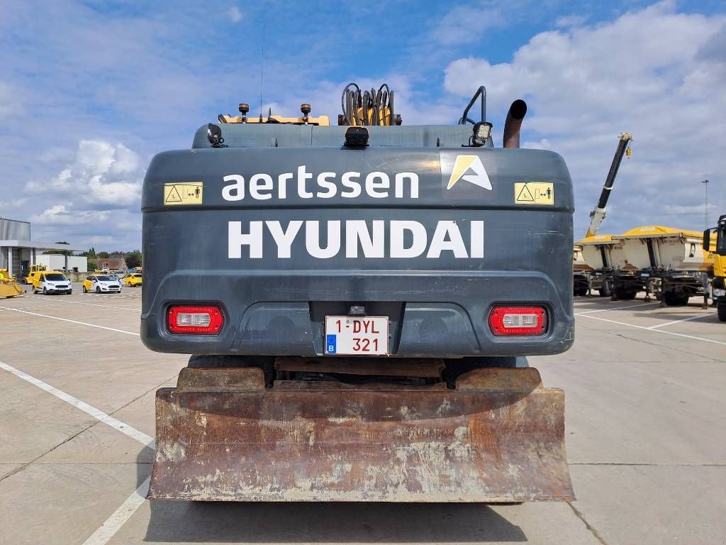 Mobilbagger van het type Hyundai HW210, Gebrauchtmaschine in Stabroek (Foto 3)