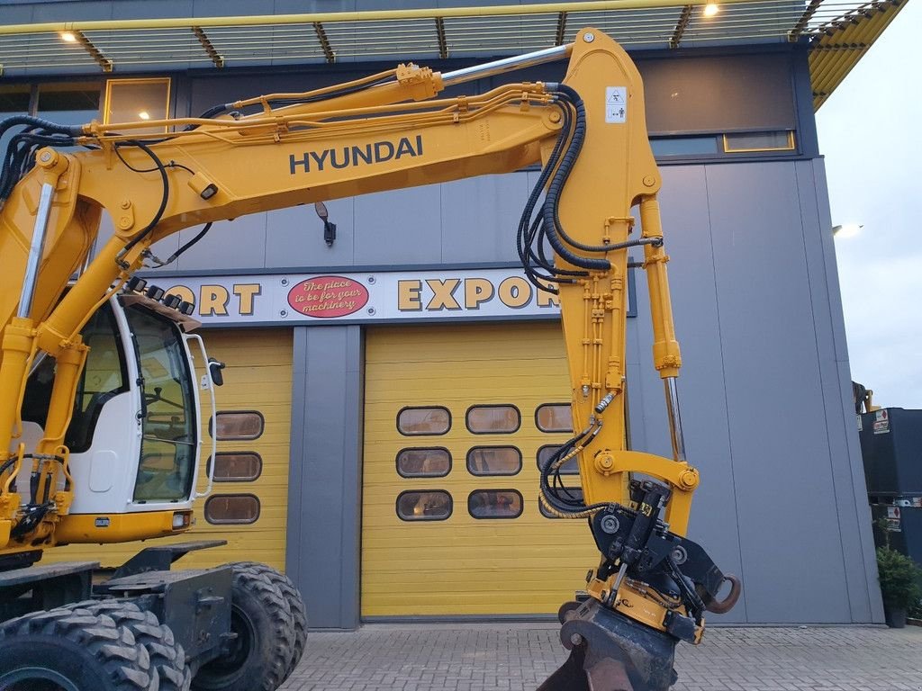 Mobilbagger del tipo Hyundai Robex 140W-9, Gebrauchtmaschine en Krabbendijke (Imagen 11)