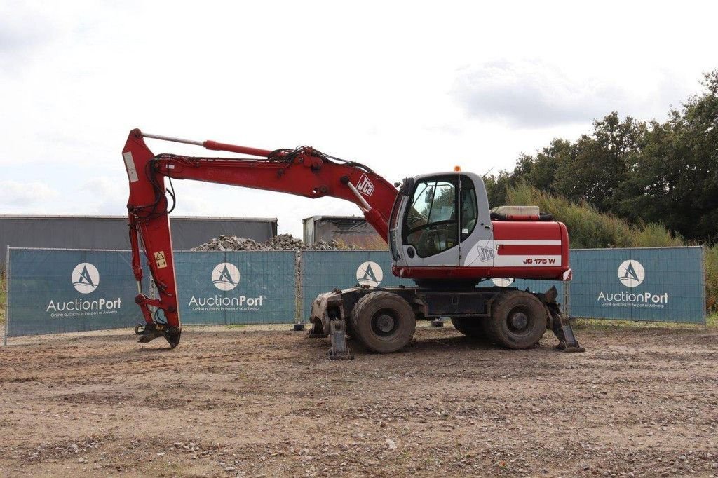 Mobilbagger des Typs JCB JS 175 W, Gebrauchtmaschine in Antwerpen (Bild 1)