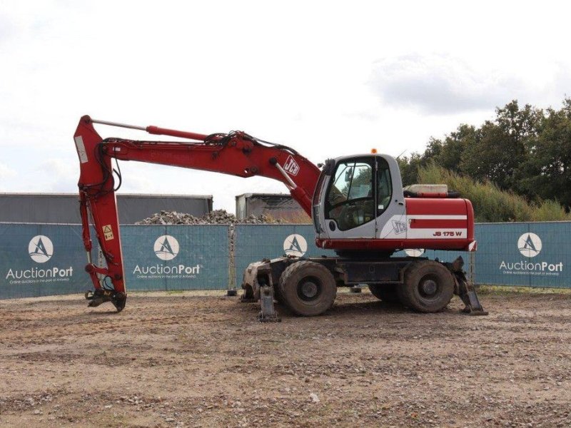 Mobilbagger du type JCB JS 175 W, Gebrauchtmaschine en Antwerpen (Photo 1)