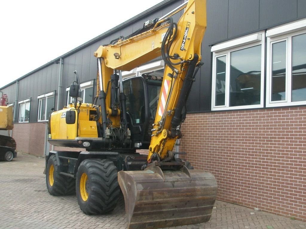 Mobilbagger del tipo JCB JS175W, Gebrauchtmaschine en Barneveld (Imagen 4)