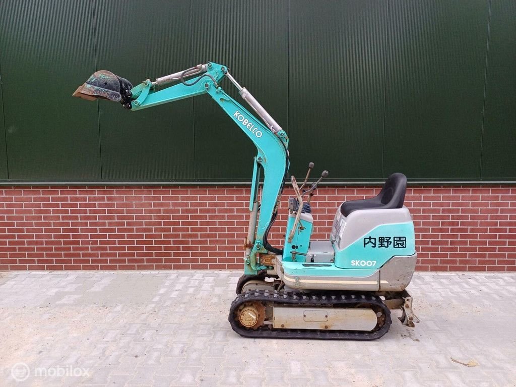 Mobilbagger typu Kobelco Sk007 minigraver 730 Kg spoorbreedte verstelbaar, Gebrauchtmaschine w Aalten (Zdjęcie 4)