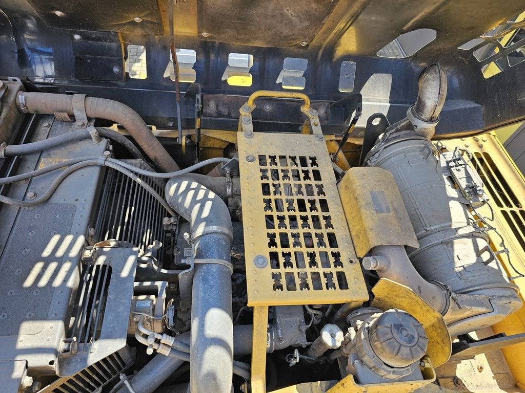 Mobilbagger of the type Komatsu PC360LC-10, Gebrauchtmaschine in Krabbendijke (Picture 11)