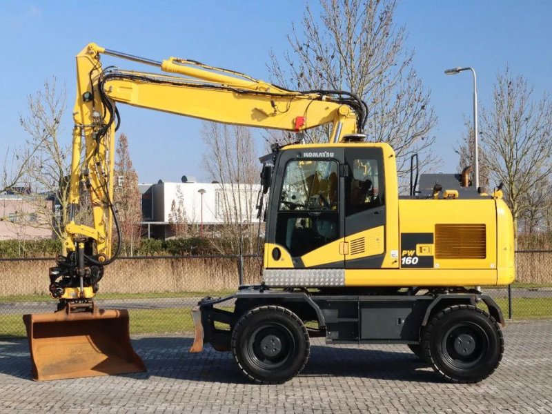 Mobilbagger Türe ait Komatsu PW160-11 ENGCON TILTROTATOR BUCKET TRAILER HYDR., Gebrauchtmaschine içinde Marknesse (resim 1)