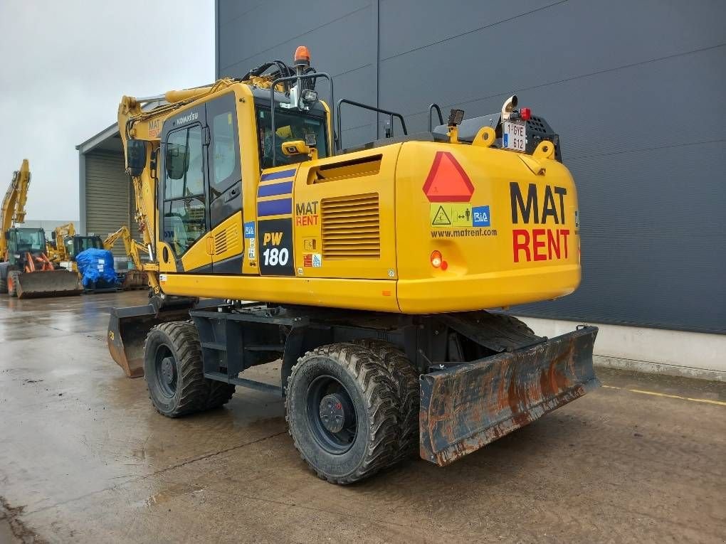 Mobilbagger des Typs Komatsu PW180-11E0, Gebrauchtmaschine in Overijse (Bild 11)