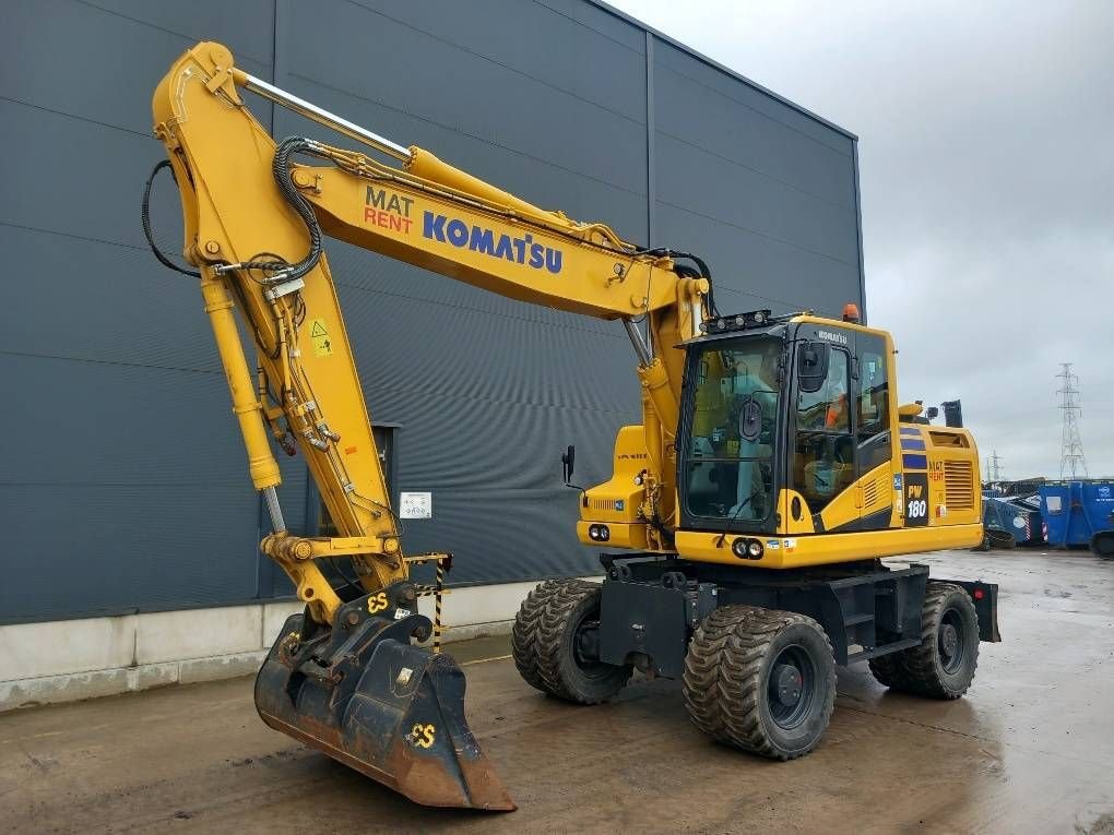 Mobilbagger del tipo Komatsu PW180-11E0, Gebrauchtmaschine en Overijse (Imagen 3)