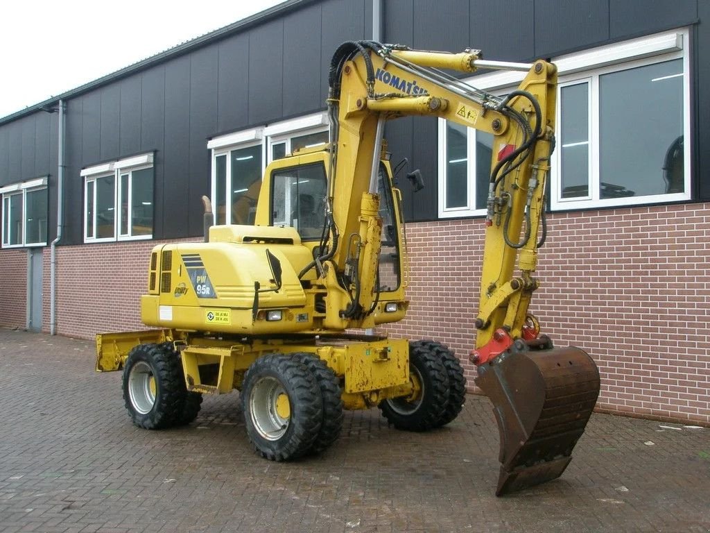 Mobilbagger tip Komatsu PW95, Gebrauchtmaschine in Barneveld (Poză 4)