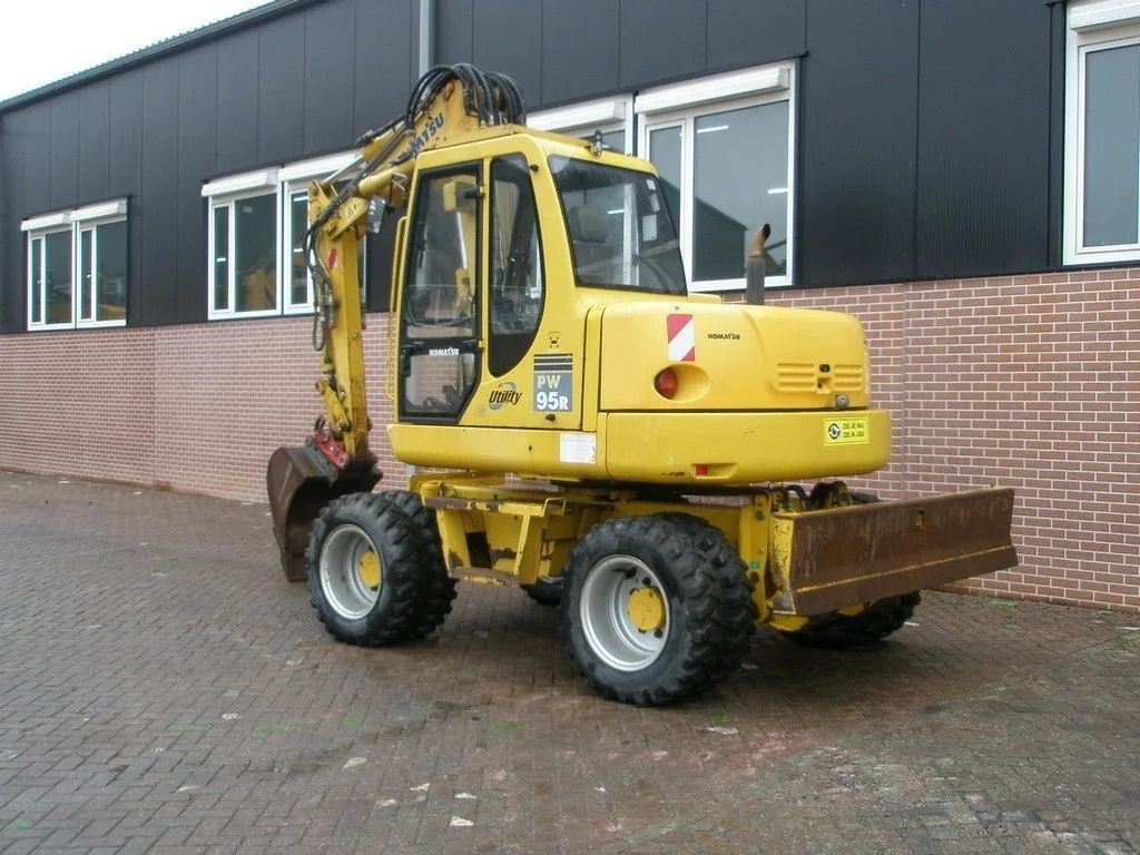 Mobilbagger typu Komatsu PW95, Gebrauchtmaschine v Barneveld (Obrázek 2)