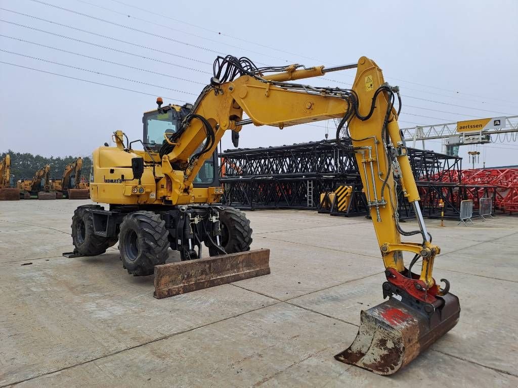 Mobilbagger типа Komatsu PW98-MR10 (5 Buckets + Forks), Gebrauchtmaschine в Stabroek (Фотография 7)