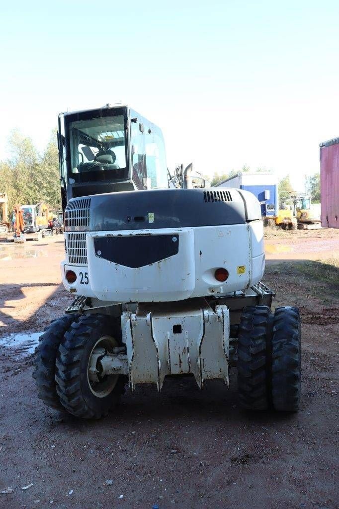 Mobilbagger des Typs Komatsu PW98MR-6, Gebrauchtmaschine in Antwerpen (Bild 4)