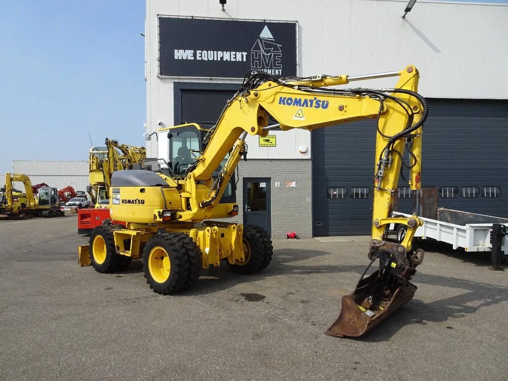 Mobilbagger tipa Komatsu PW98MR-6, Gebrauchtmaschine u Zutphen (Slika 2)