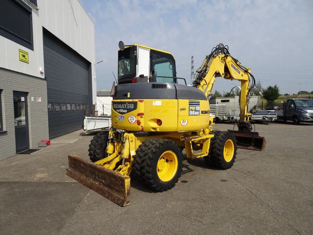 Mobilbagger tipa Komatsu PW98MR-6, Gebrauchtmaschine u Zutphen (Slika 3)