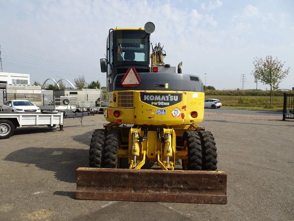 Mobilbagger tipa Komatsu PW98MR-6, Gebrauchtmaschine u Zutphen (Slika 5)