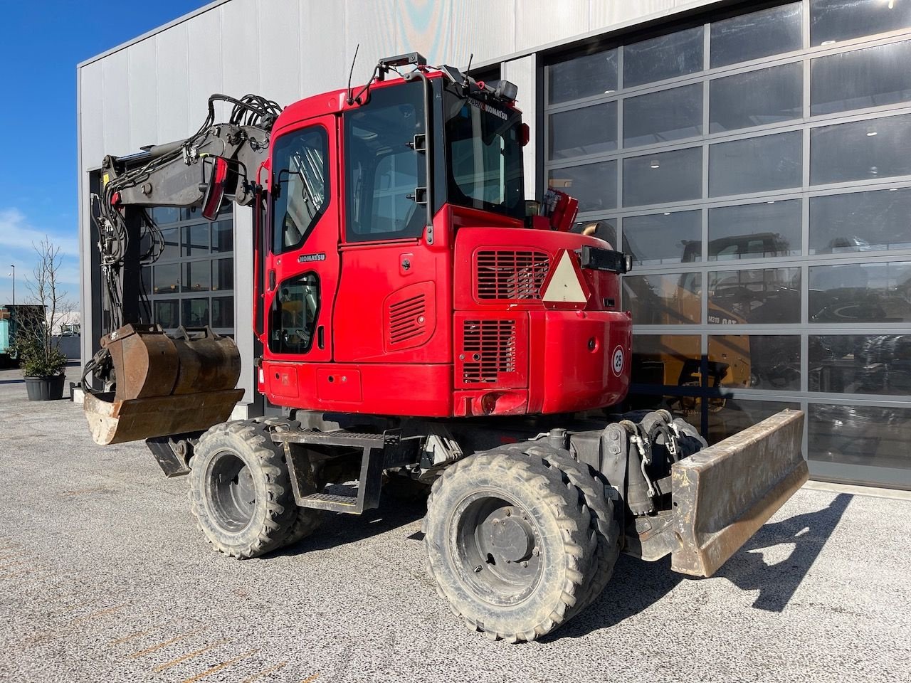 Mobilbagger of the type Komatsu PW98MR-8, Gebrauchtmaschine in Holten (Picture 11)