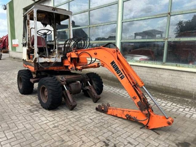 Mobilbagger des Typs Kubota KH -16 W 4X4, Gebrauchtmaschine in Roosendaal (Bild 3)