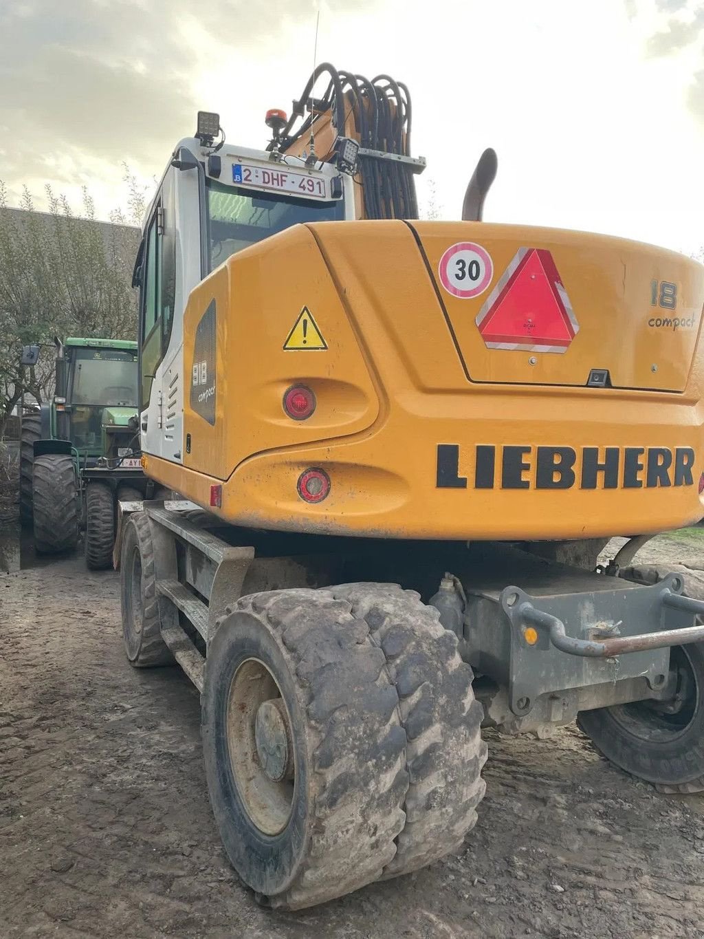 Mobilbagger du type Liebherr 918 Compact, Gebrauchtmaschine en Wevelgem (Photo 2)