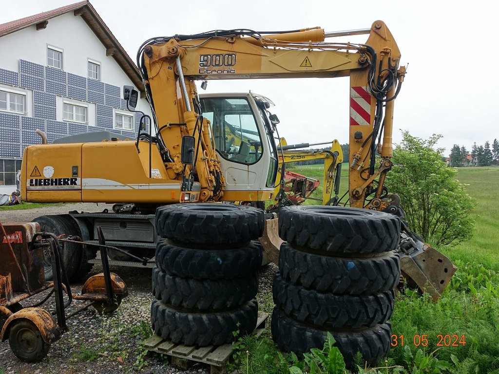 Mobilbagger typu Liebherr A 900 C Litronic, Gebrauchtmaschine v Wegscheid (Obrázek 2)