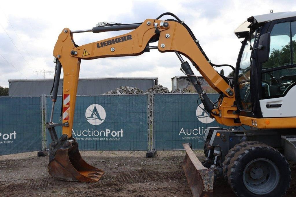 Mobilbagger del tipo Liebherr A 910 Compact Litronic, Gebrauchtmaschine en Antwerpen (Imagen 10)