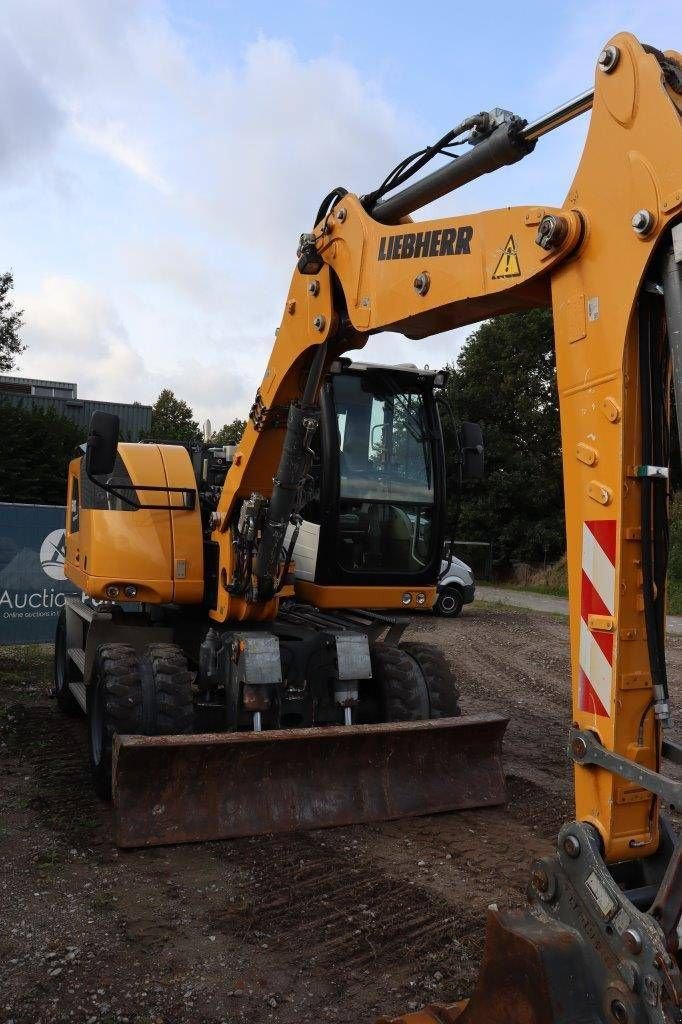 Mobilbagger des Typs Liebherr A 910 Compact Litronic, Gebrauchtmaschine in Antwerpen (Bild 7)