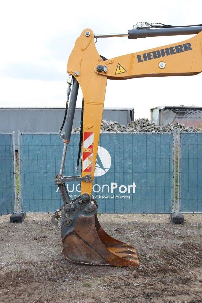 Mobilbagger typu Liebherr A 910 Compact Litronic, Gebrauchtmaschine w Antwerpen (Zdjęcie 11)