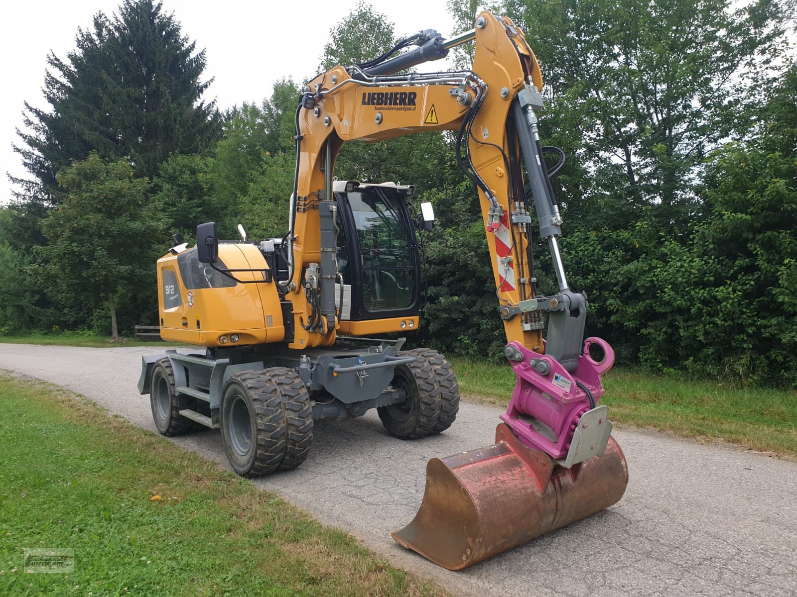 Mobilbagger del tipo Liebherr A 912 Compact Litronic, Gebrauchtmaschine In Deutsch - Goritz (Immagine 4)