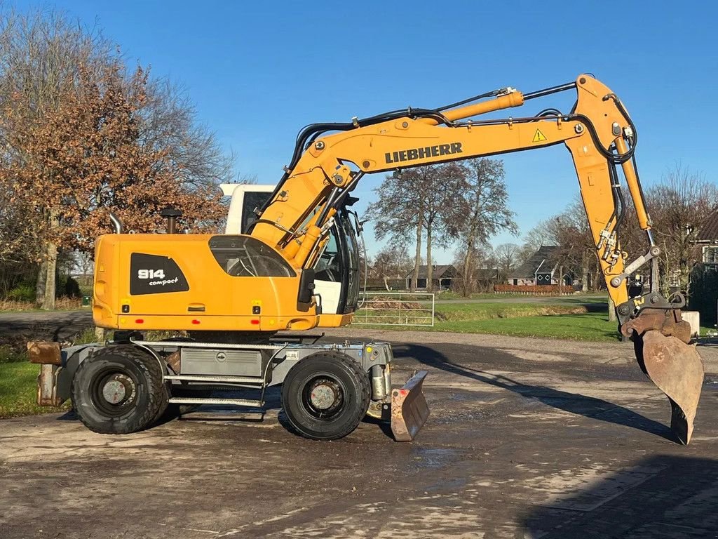 Mobilbagger du type Liebherr A 914 Compact Bandenkraan, Gebrauchtmaschine en Ruinerwold (Photo 7)