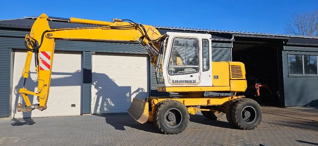 Mobilbagger типа Liebherr A312, Gebrauchtmaschine в Scharsterbrug (Фотография 1)