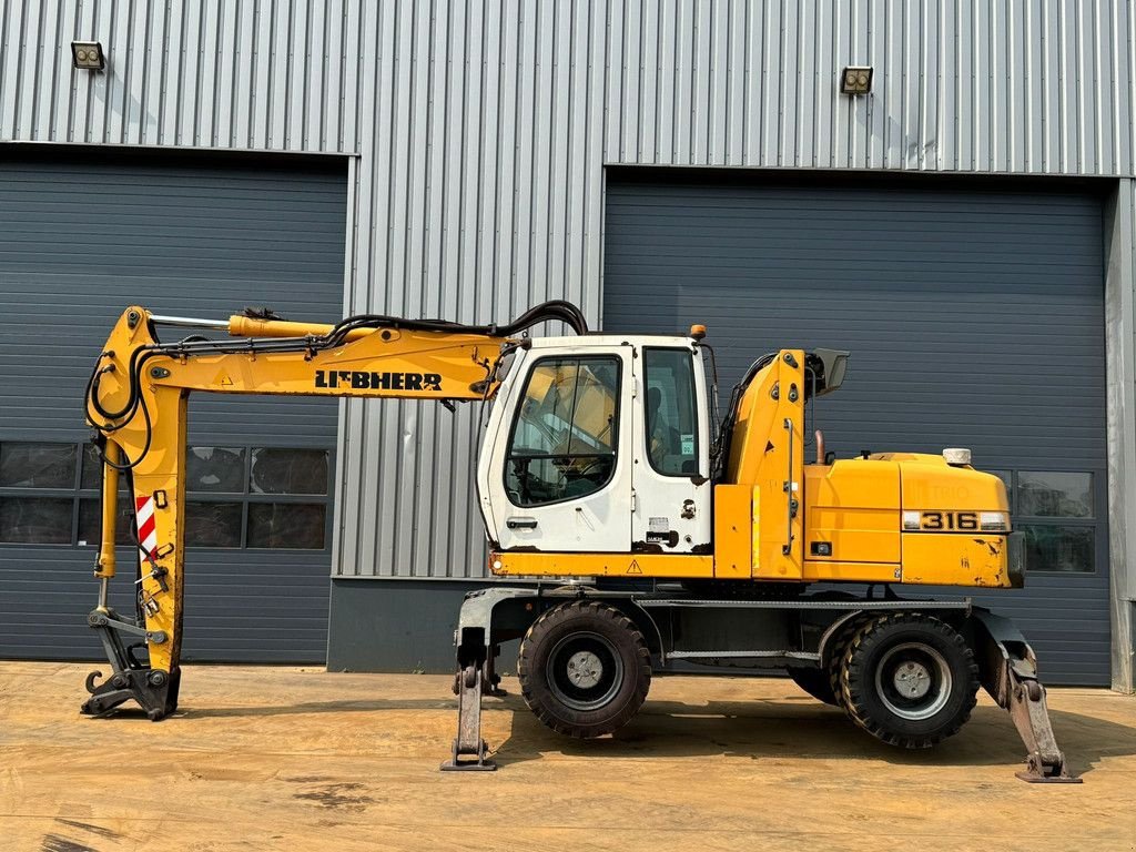 Mobilbagger tip Liebherr A316 Litronic, Gebrauchtmaschine in Velddriel (Poză 11)