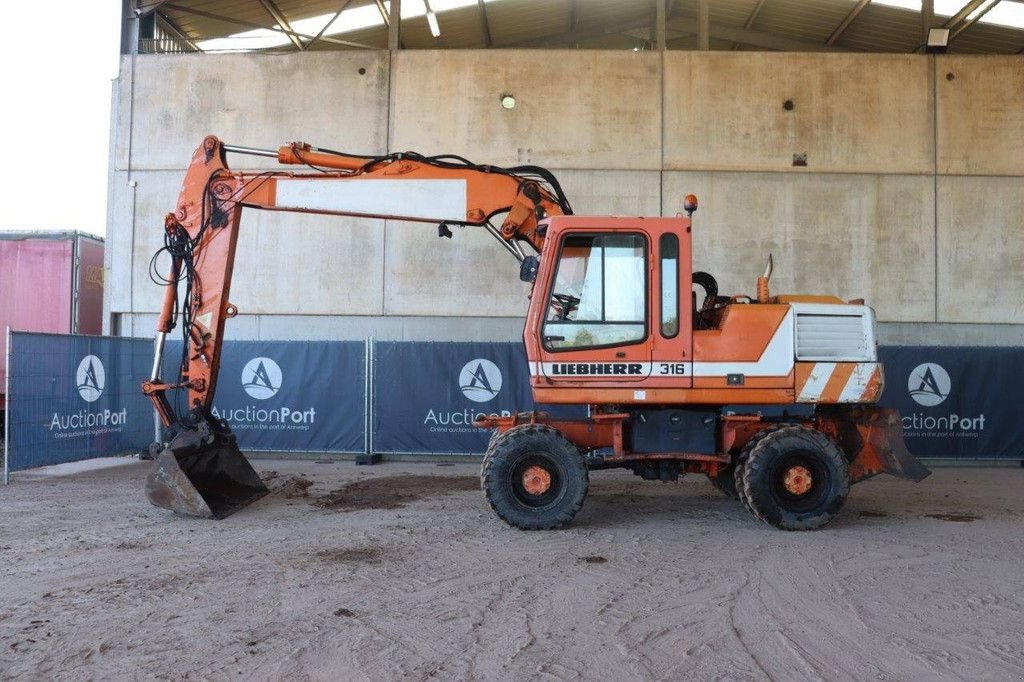 Mobilbagger Türe ait Liebherr A316, Gebrauchtmaschine içinde Antwerpen (resim 2)