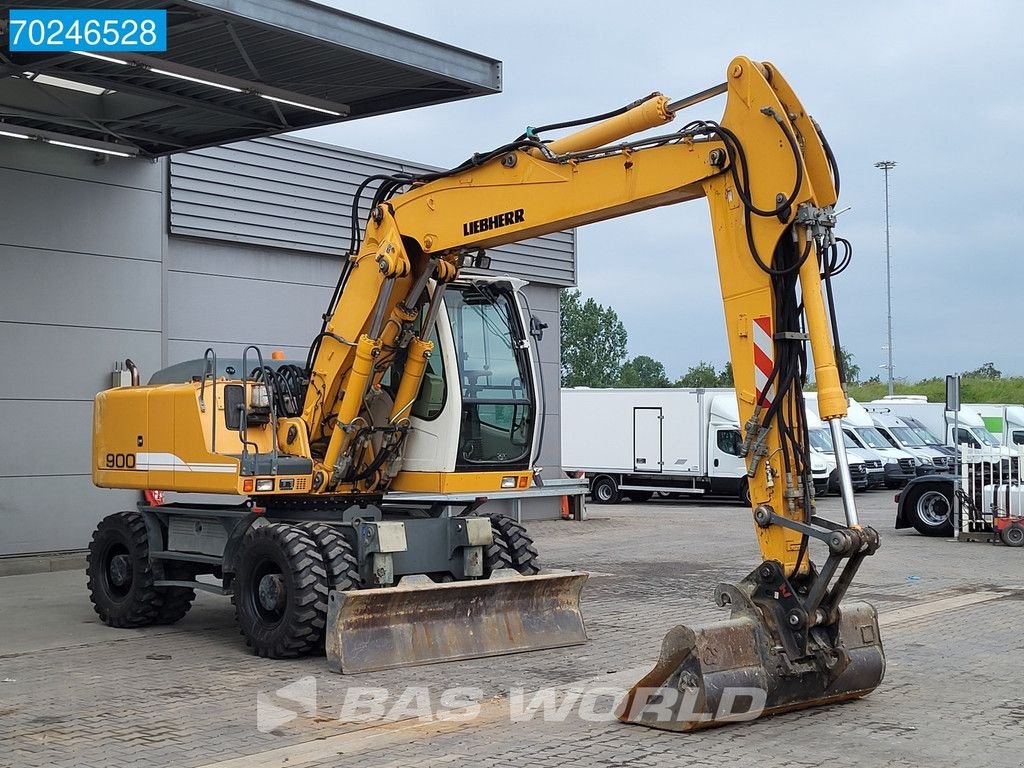 Mobilbagger des Typs Liebherr A900 C NEW TYRES, Gebrauchtmaschine in Veghel (Bild 2)