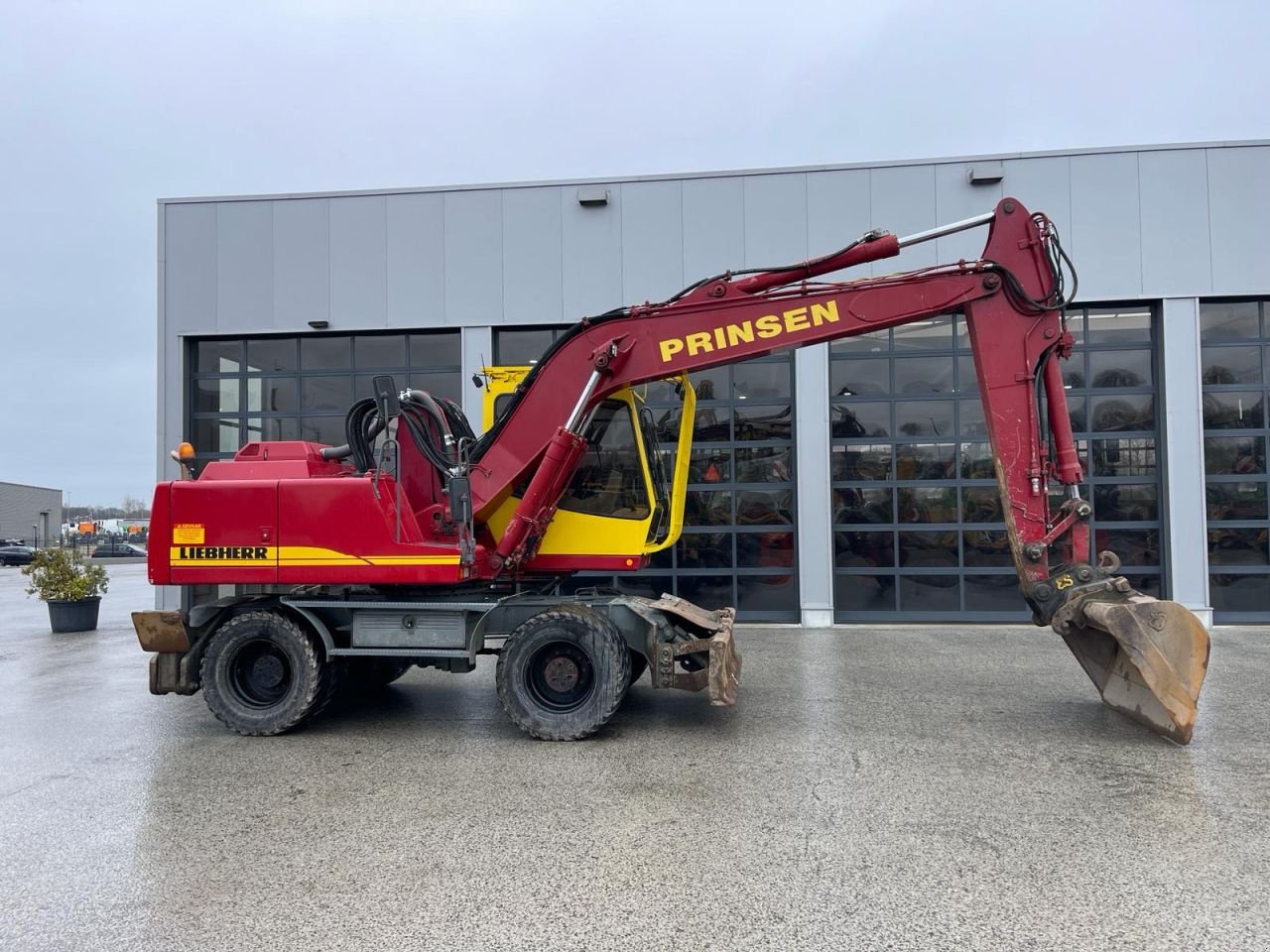 Mobilbagger van het type Liebherr A904 Litronic, Gebrauchtmaschine in Holten (Foto 4)