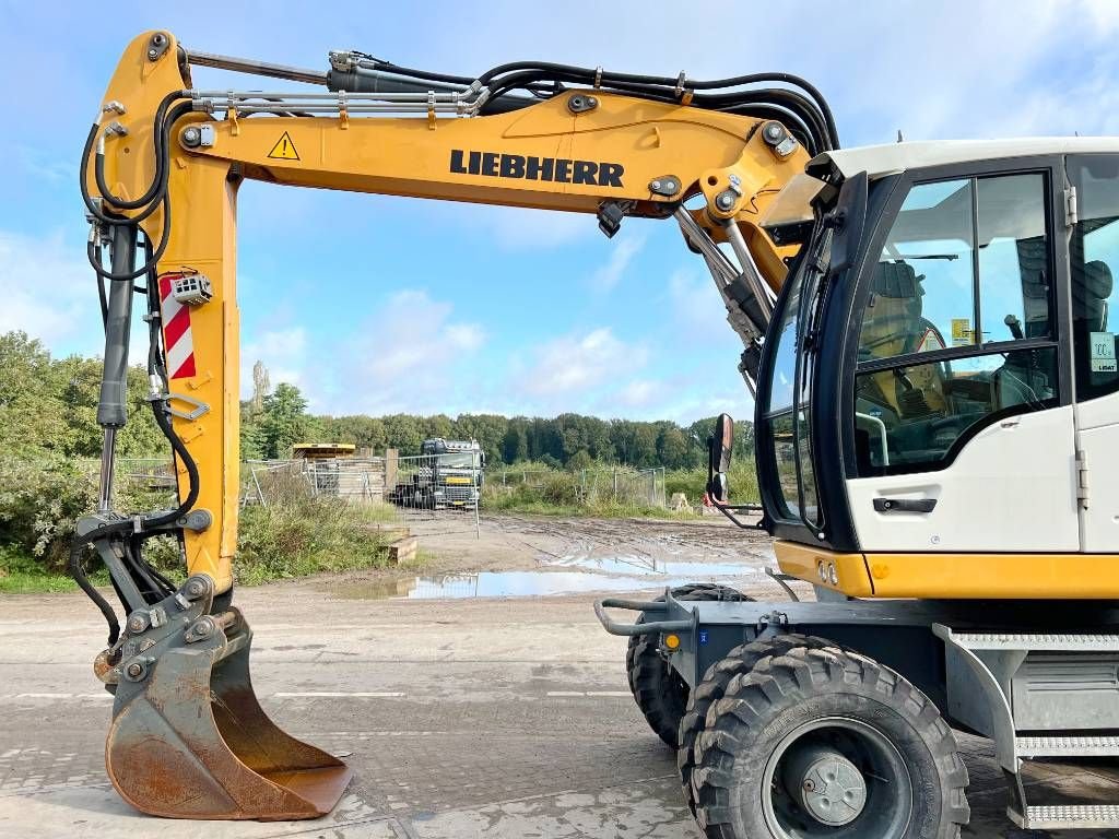 Mobilbagger Türe ait Liebherr A914 Litronic - Likufix / Only 2956 HOURS!, Gebrauchtmaschine içinde Veldhoven (resim 10)