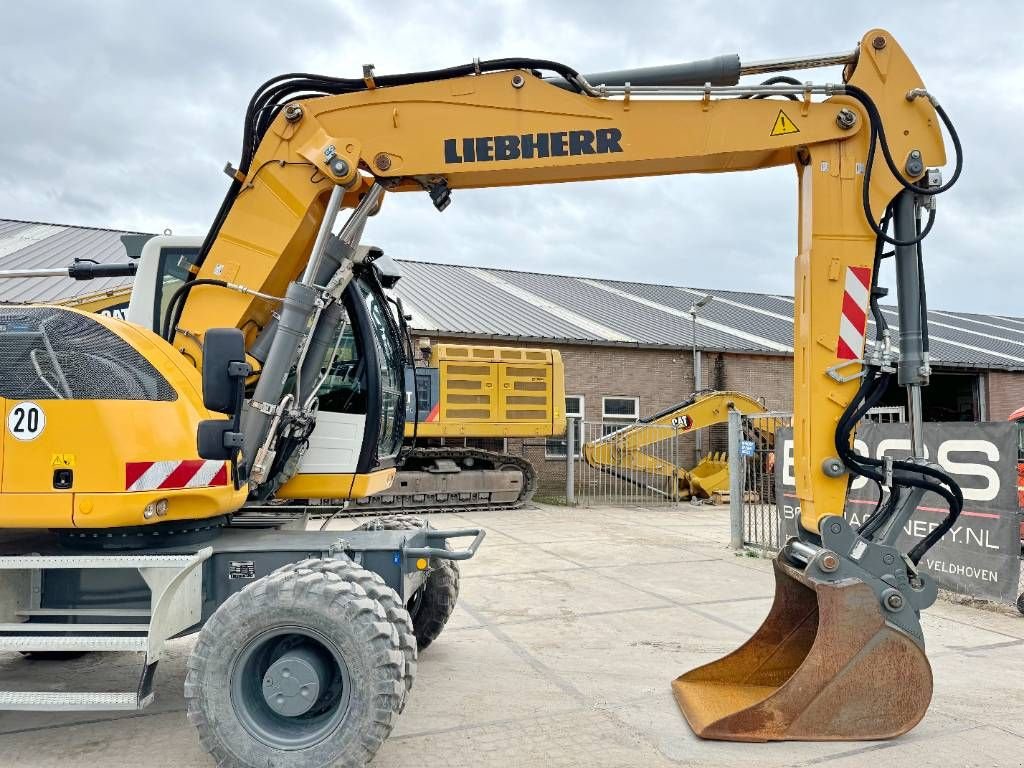 Mobilbagger van het type Liebherr A916 Litronic - Likufix / German Machine, Gebrauchtmaschine in Veldhoven (Foto 11)