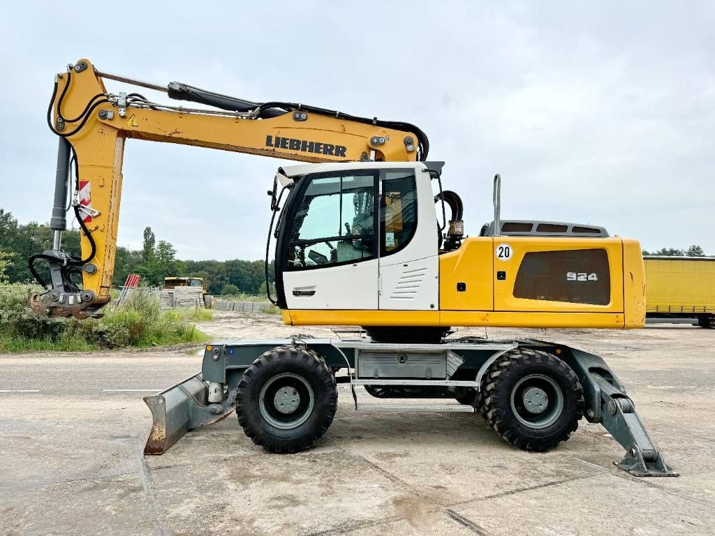 Mobilbagger типа Liebherr A924 Litronic - Likufix / German Machine, Gebrauchtmaschine в Veldhoven (Фотография 2)