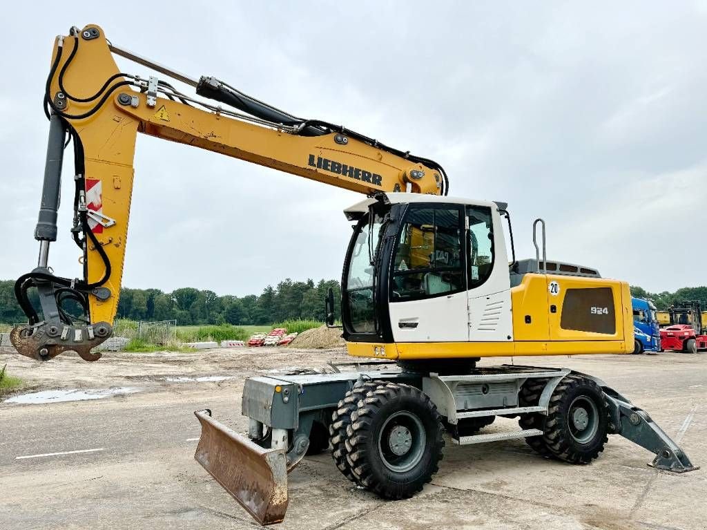 Mobilbagger of the type Liebherr A924 Litronic - Likufix / German Machine, Gebrauchtmaschine in Veldhoven (Picture 1)