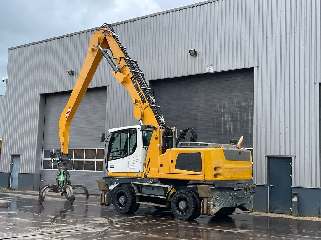 Mobilbagger of the type Liebherr LH30 M - Material Handler, Gebrauchtmaschine in Velddriel (Picture 3)