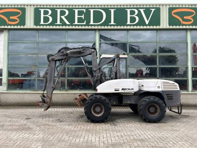 Mobilbagger van het type Mecalac 12 M SX, Gebrauchtmaschine in Roosendaal (Foto 3)