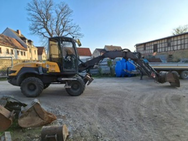 Mobilbagger des Typs Mecalac 12 MXT, Gebrauchtmaschine in Droyßig (Bild 1)