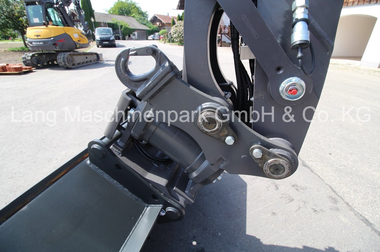 Mobilbagger du type Mecalac 7 MWR inkl. Powertilt & Löffelset, Neumaschine en Petting (Photo 10)