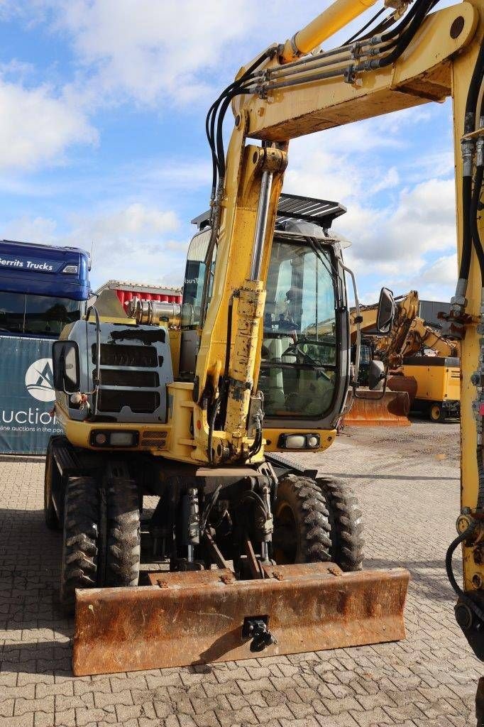 Mobilbagger van het type New Holland MH 2.6, Gebrauchtmaschine in Antwerpen (Foto 7)