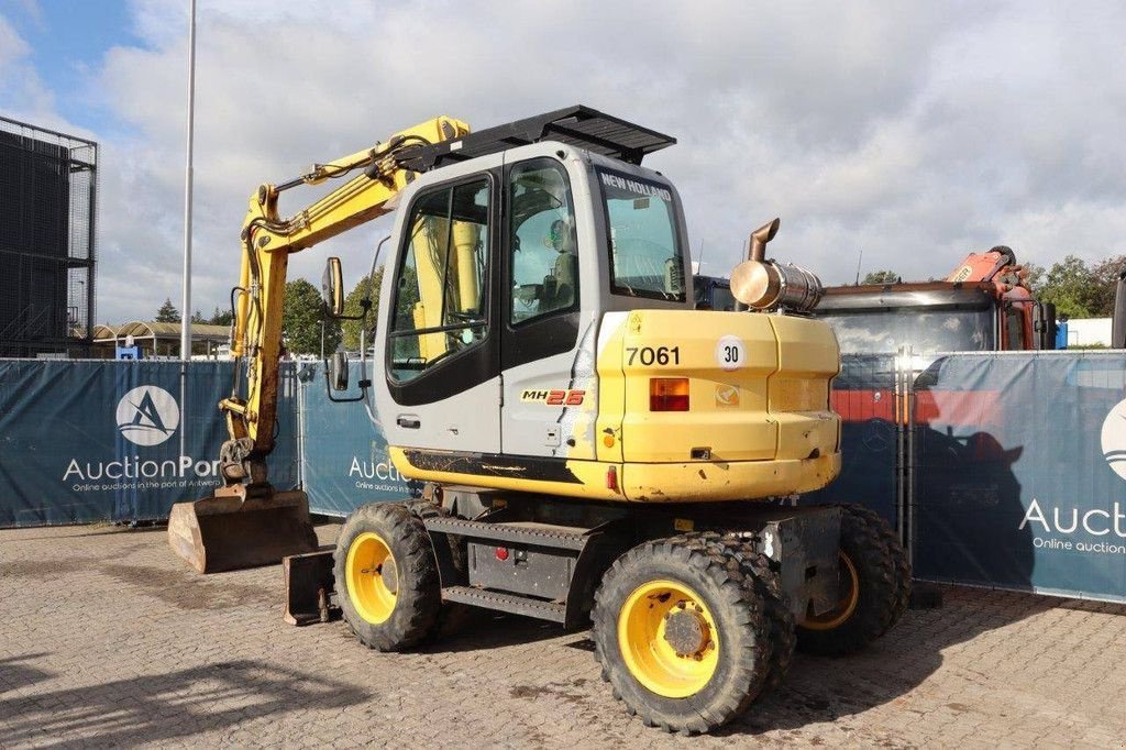 Mobilbagger del tipo New Holland MH 2.6, Gebrauchtmaschine en Antwerpen (Imagen 3)